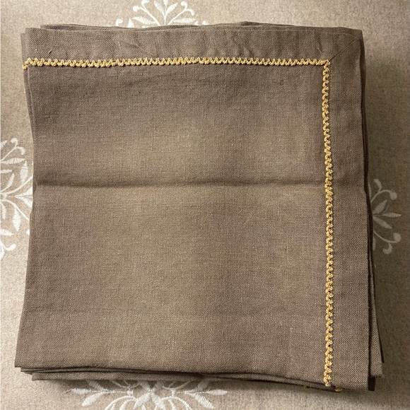 Set of 12  Linen Cocktail Napkins 21”x 21” Set of 12 Linen Placemats 19.5”x13.5” - Picture 4 of 14